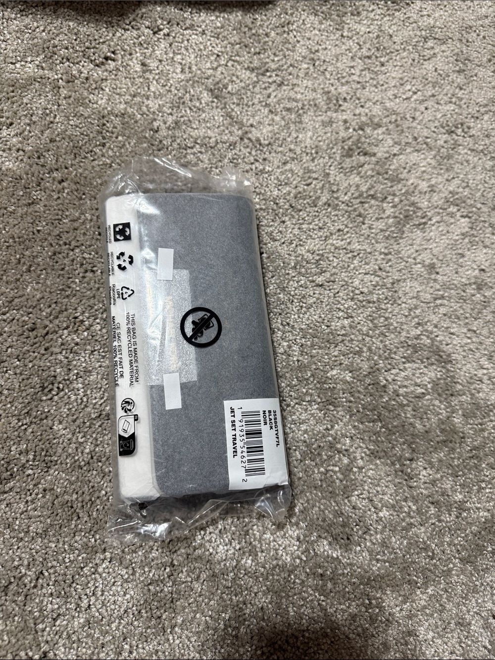 Michael Kors Jet Set Travel Black and White Card Holder - Picture 3 of 3